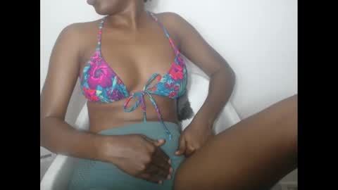 Snapshot of hotjessie0 chatting on January 13, 2025, 10:25 am hotjessie0 online show from January 13, 2025, 10:25 am