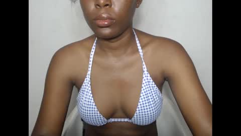 Snapshot of hotjessie0 chatting on March 4, 2025, 5:42 am hotjessie0 online show from March 4, 2025, 5:42 am