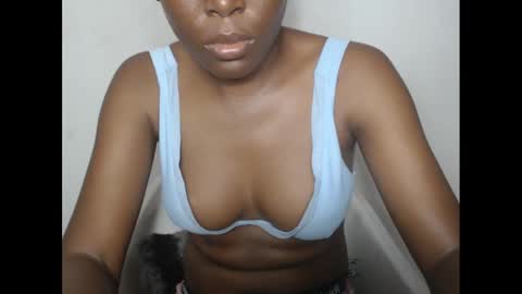 Snapshot of hotjessie0 chatting on March 5, 2025, 7:49 am hotjessie0 online show from March 5, 2025, 7:49 am