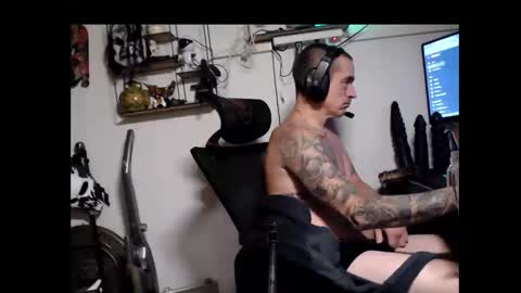 hotkinkytat online show from December 4, 2024, 12:08 am