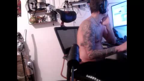 hotkinkytat online show from February 18, 2025, 11:22 am