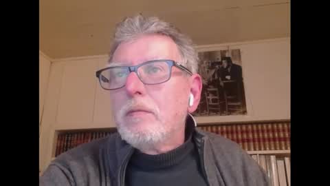 Snapshot of hotlux_54 chatting on February 5, 2025, 9:07 pm hotlux_54 online show from February 5, 2025, 9:07 pm