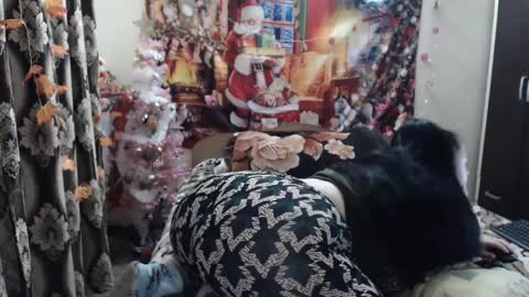 Snapshot of hugeassdevil chatting on January 31, 2025, 10:10 pm hugeassdevil online show from January 31, 2025, 10:10 pm