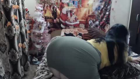 Snapshot of hugeassdevil chatting on February 8, 2025, 5:18 pm hugeassdevil online show from February 8, 2025, 5:18 pm