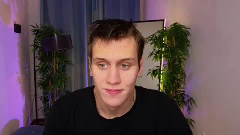 Hunter steele online show from October 23, 2025, 2:38 pm