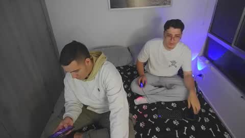 Snapshot of hun_damer chatting on September 18, 2025, 1:51 am hun_damer online show from September 18, 2025, 1:51 am