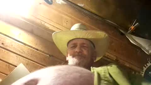 Snapshot of hung34u chatting on October 15, 2025, 6:57 am hung34u online show from October 15, 2025, 6:57 am