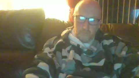 Snapshot of hung69foryou chatting on December 31, 2024, 9:17 pm hung69foryou online show from December 31, 2024, 9:17 pm