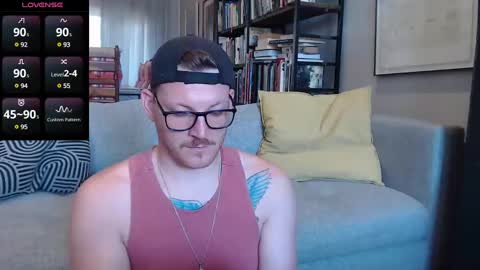 Snapshot of hunky_arthur chatting on December 28, 2024, 6:28 am Hunky Arthur online show from December 28, 2024, 6:28 am