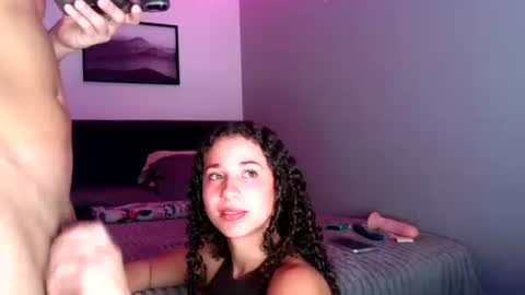 Snapshot of hunnnybunnnyy chatting on November 11, 2025, 11:27 pm Ivy online show from November 11, 2025, 11:27 pm