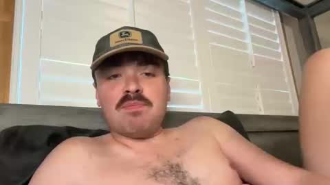 Snapshot of hunterbentleyy chatting on October 13, 2025, 9:59 pm Hunter online show from October 13, 2025, 9:59 pm