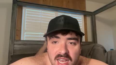 Snapshot of hunterbentleyy chatting on October 21, 2025, 9:48 pm Hunter online show from October 21, 2025, 9:48 pm