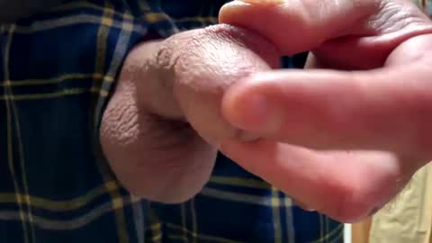 Snapshot of huskey300 chatting on February 8, 2025, 2:38 pm huskey300 online show from February 8, 2025, 2:38 pm