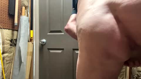 Snapshot of huskey300 chatting on September 9, 2025, 1:21 pm huskey300 online show from September 9, 2025, 1:21 pm