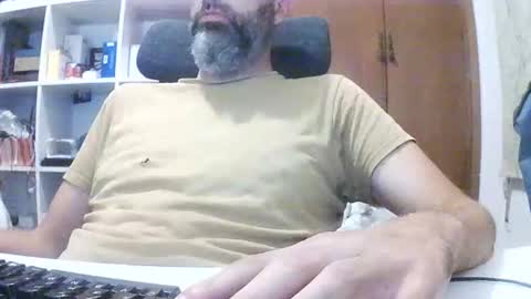 Hyperpau online show from September 17, 2025, 2:57 am