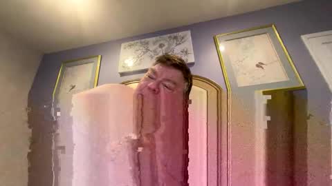 Snapshot of hypnotizing4u chatting on December 31, 2024, 1:30 pm hypnotizing4u online show from December 31, 2024, 1:30 pm