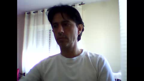 Snapshot of i_mark chatting on November 18, 2025, 7:46 am Mario online show from November 18, 2025, 7:46 am