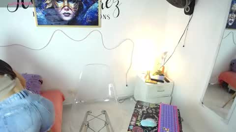 Snapshot of iam_monika chatting on November 11, 2025, 8:53 pm iam_monika online show from November 11, 2025, 8:53 pm