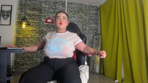 Snapshot of iam_samy chatting on February 4, 2025, 11:49 am Samy   online show from February 4, 2025, 11:49 am