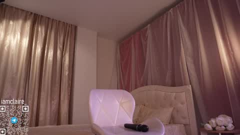 Snapshot of iamclaire_ chatting on February 16, 2025, 7:49 pm Claire online show from February 16, 2025, 7:49 pm