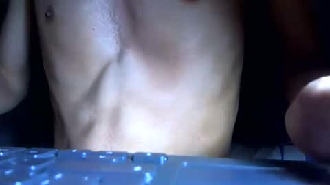 Snapshot of ian_zaenz chatting on November 6, 2025, 7:04 pm Ian is back my loves online show from November 6, 2025, 7:04 pm