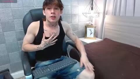 Snapshot of iancute_ chatting on September 29, 2025, 1:16 pm ian online show from September 29, 2025, 1:16 pm