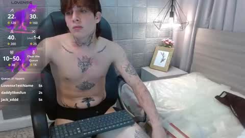 Snapshot of iancute_ chatting on October 4, 2025, 1:36 am ian online show from October 4, 2025, 1:36 am
