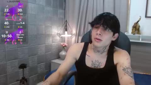 Snapshot of iancute_ chatting on October 8, 2025, 11:13 pm ian online show from October 8, 2025, 11:13 pm