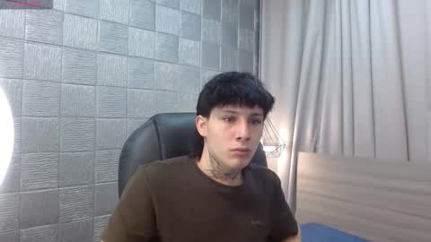 Snapshot of iancute_ chatting on October 13, 2025, 7:58 pm ian online show from October 13, 2025, 7:58 pm