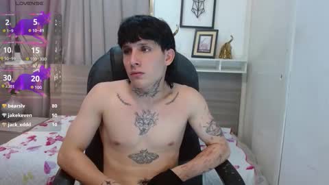 Snapshot of iancute_ chatting on October 19, 2025, 7:20 am ian online show from October 19, 2025, 7:20 am