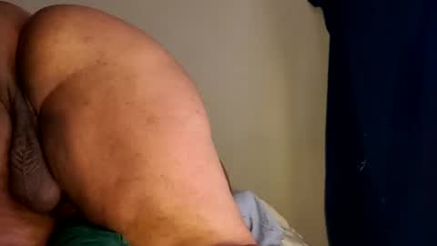 Snapshot of iandromedia chatting on September 22, 2025, 2:19 pm iandromedia online show from September 22, 2025, 2:19 pm