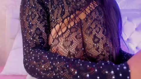 Snapshot of iara_smith_ chatting on September 15, 2025, 12:27 pm iara smith online show from September 15, 2025, 12:27 pm