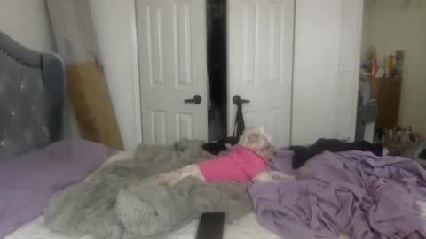 Snapshot of icedcoffeex chatting on February 10, 2025, 9:15 pm icedcoffeex online show from February 10, 2025, 9:15 pm