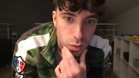 Snapshot of icyninesix chatting on December 30, 2024, 10:12 pm icyninesix online show from December 30, 2024, 10:12 pm