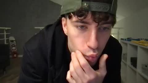 Snapshot of icyninesix chatting on January 2, 2025, 5:29 pm icyninesix online show from January 2, 2025, 5:29 pm