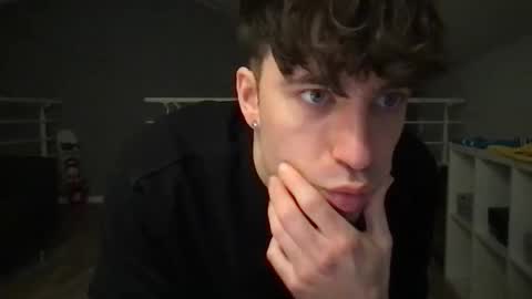 Snapshot of icyninesix chatting on January 7, 2025, 5:53 pm icyninesix online show from January 7, 2025, 5:53 pm