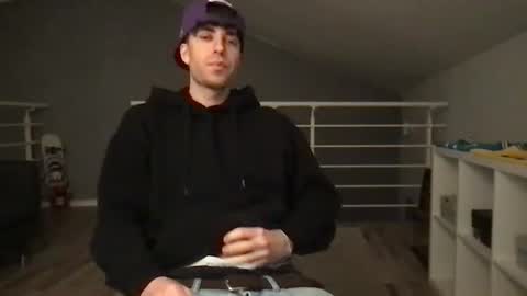 Snapshot of icyninesix chatting on January 28, 2025, 8:04 pm icyninesix online show from January 28, 2025, 8:04 pm