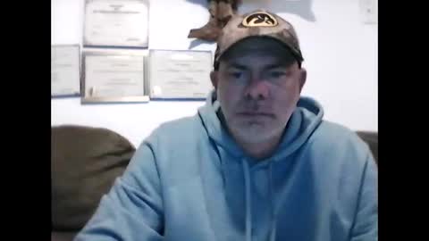 Snapshot of idkwhyidothis348732 chatting on March 5, 2025, 12:22 pm idkwhyidothis348732 online show from March 5, 2025, 12:22 pm