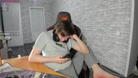 Snapshot of iliaskrislove chatting on February 20, 2025, 9:42 pm iliaskris online show from February 20, 2025, 9:42 pm