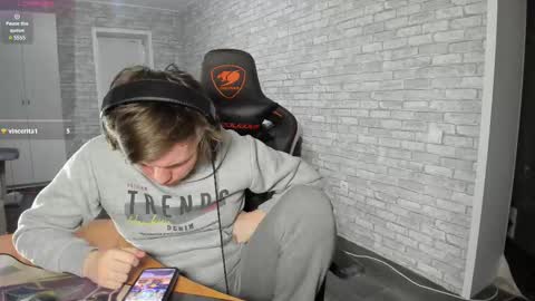 Snapshot of iliaskrislove chatting on February 22, 2025, 4:09 pm iliaskris online show from February 22, 2025, 4:09 pm
