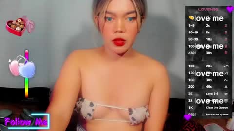 Snapshot of im_ur_hot_ella chatting on January 27, 2025, 10:16 am ella may online show from January 27, 2025, 10:16 am