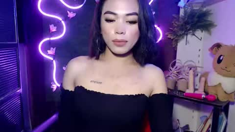 Snapshot of im_urlovergirlxxx chatting on November 7, 2025, 4:56 am Hii love online show from November 7, 2025, 4:56 am