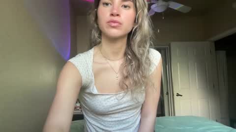 Snapshot of imrubyy chatting on January 14, 2025, 6:17 pm RUBYY 3 online show from January 14, 2025, 6:17 pm