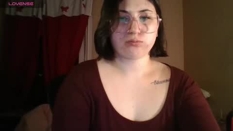 Florencia online show from October 7, 2025, 1:47 am