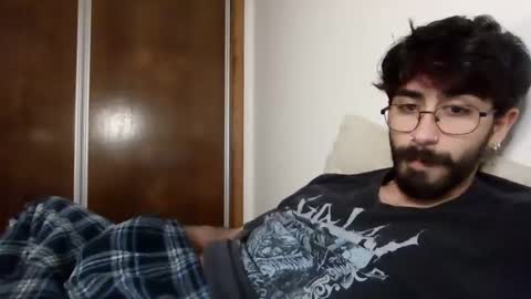 Snapshot of incubusszz chatting on February 7, 2025, 6:14 am incubus online show from February 7, 2025, 6:14 am