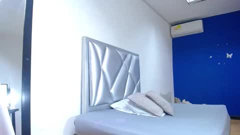 Snapshot of indian_whore18 chatting on March 3, 2025, 5:18 pm indian_whore18 online show from March 3, 2025, 5:18 pm