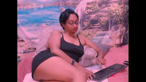 Snapshot of indianspicy69 chatting on January 28, 2025, 12:47 am Shreya online show from January 28, 2025, 12:47 am