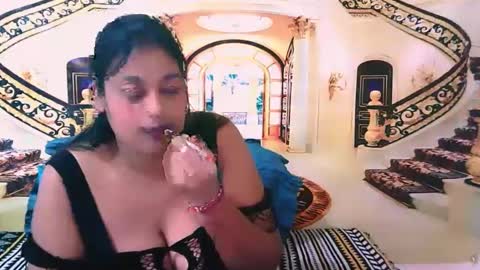 Snapshot of indianyummy chatting on February 21, 2025, 8:38 pm Kajol online show from February 21, 2025, 8:38 pm