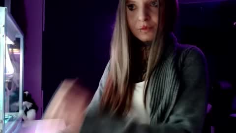 Snapshot of inesdesire chatting on January 17, 2025, 4:15 pm InesDesire online show from January 17, 2025, 4:15 pm