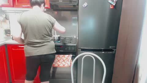 Snapshot of infinity_loveliness chatting on December 9, 2024, 8:22 am Infinity online show from December 9, 2024, 8:22 am